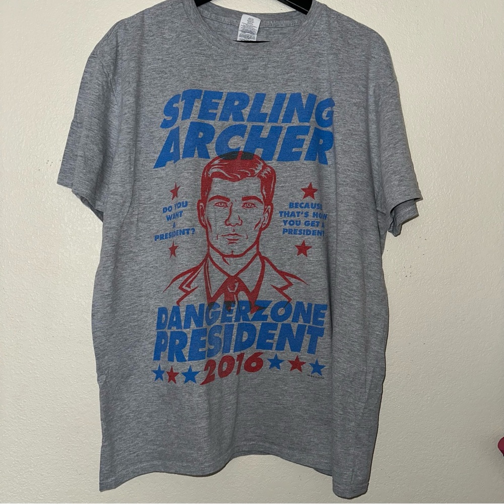 Archer graphic tee